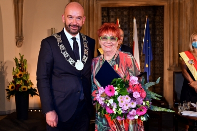 Wanda Ziembicka-Has ze Złotą Odznaką Honorową Wrocławia