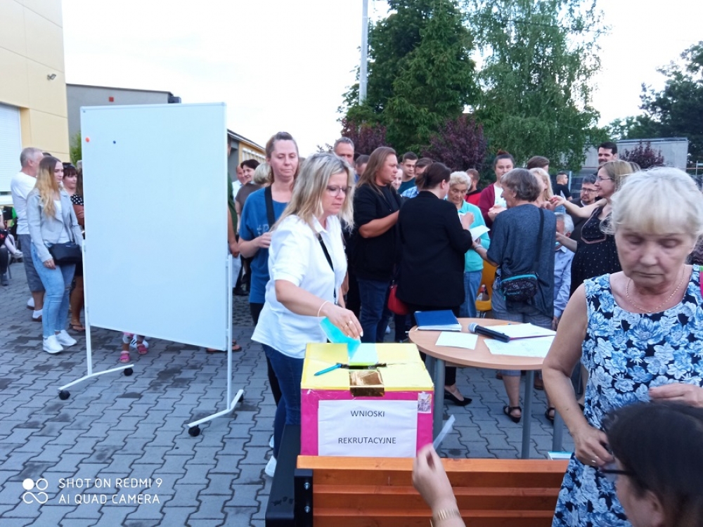 Błyskawiczne wybory sołtysa w podwrocławskim Sadkowie – fot. B. Makowska