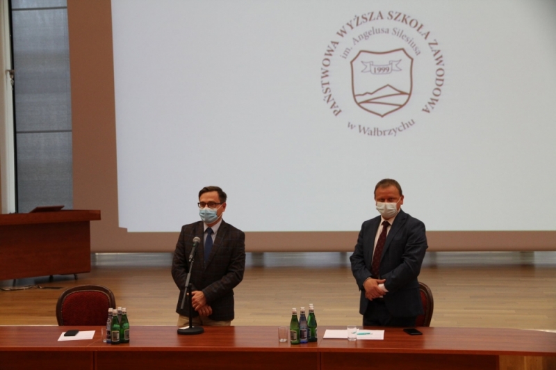 Stypendia dla studentów pielęgniarstwa w Wałbrzychu - fot. RW