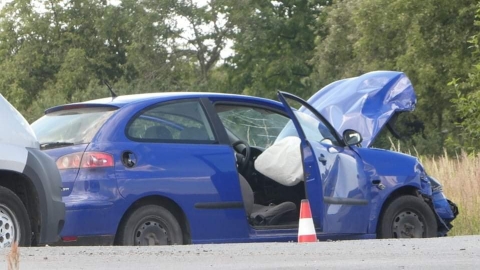 Wypadek na trasie Oława - Jelcz-Laskowice - 1