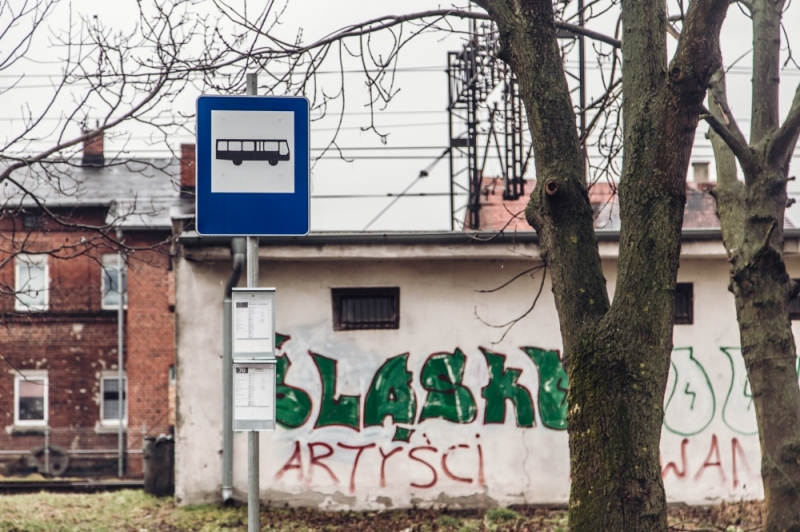 Tracą sporo czasu na dojazdy. W szkole są niewyspani i nieefektywni - fot. Patrycja Dzwonkowska