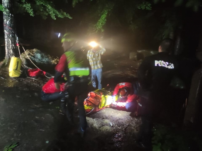 Pracowita noc ratowników karkonoskiego GOPR-u - fot. Policja Szklarska Poręba