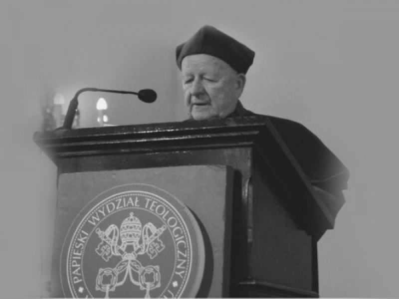 Zmarł ksiądz profesor Józef Swastek - fot. PWT we Wrocławiu