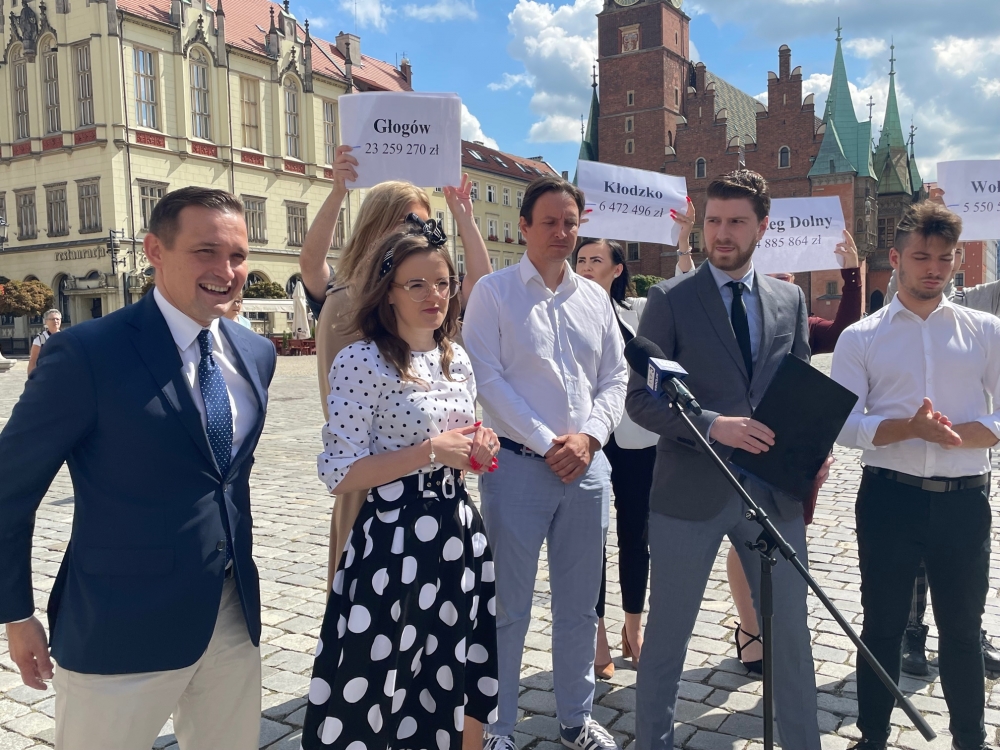 Politycy PO: Samorządy stracą na Polskim Ładzie - fot. Malwina Gadawa
