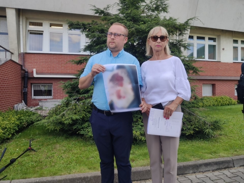 Lubin: Rodzina zmarłego po interwencji policji 34-latka chce drugiej sekcji zwłok  - fot. Karolina Bieniek
