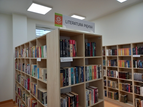 Wałbrzych: Z małej salki na salony. Nowe miejsce dla moli książkowych - 2