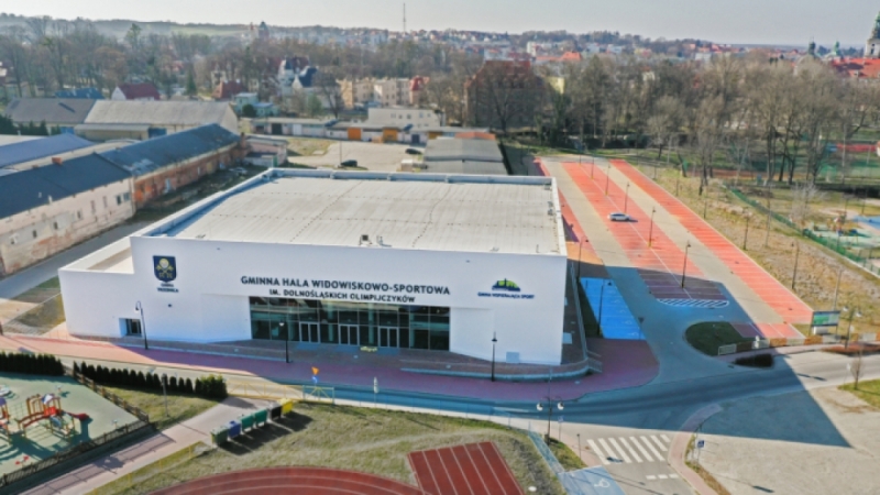 Trzebnica: Dziubek Band na otwarcie hali im. Dolnośląskich Olimpijczyków - fot. UM Trzebnica