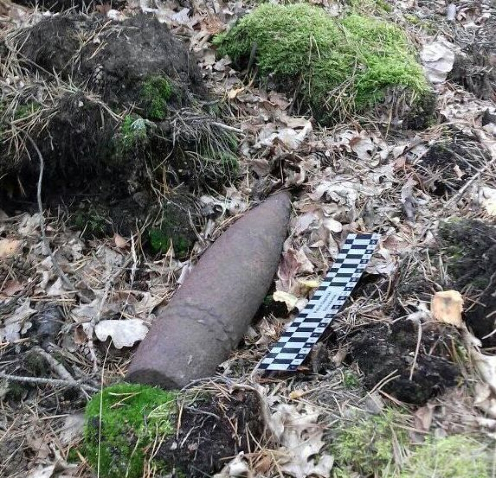 Saperzy detonowali niewybuch, kierowcy... próbowali omijać blokady - fot. Patrol Saperski Bolesławiec