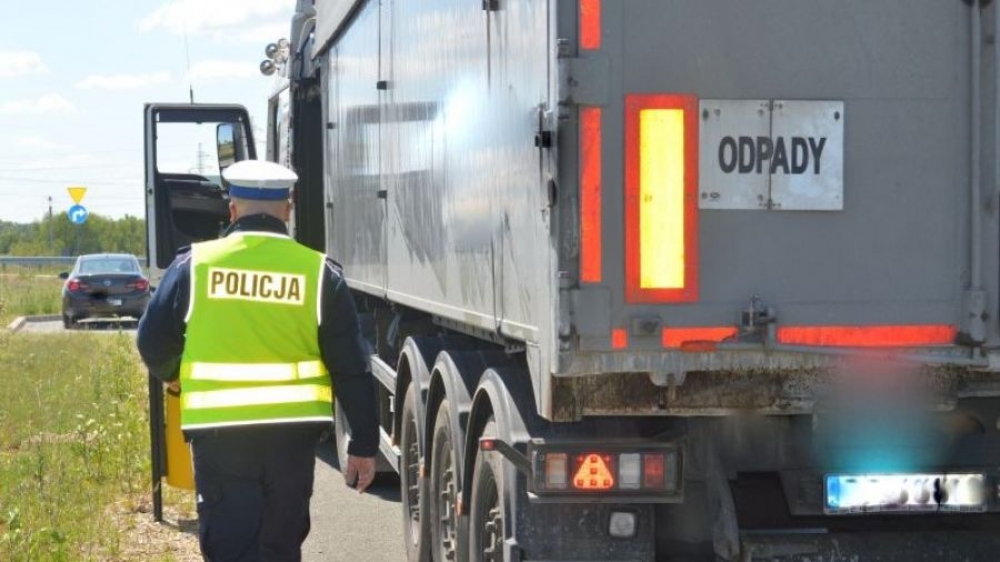 Nawet milion złotych kary za nieprawidłowy transport odpadów - dziś kontrole pojazdów - zdjęcie ilustracyjne: fot. gov