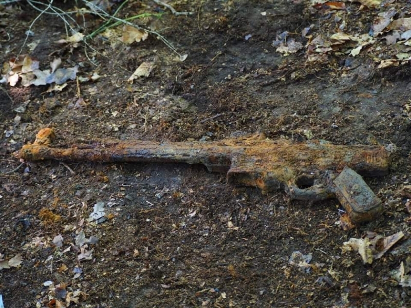 Karabinek Sturmgewehr 44 znaleziony w lesie pod Lubaniem [ZDJĘCIA] - Sekcja Detektorystów-Lubań