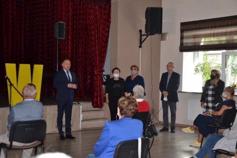 Seniorzy z Nowej Rudy wymagają wsparcia po pandemii  - 0