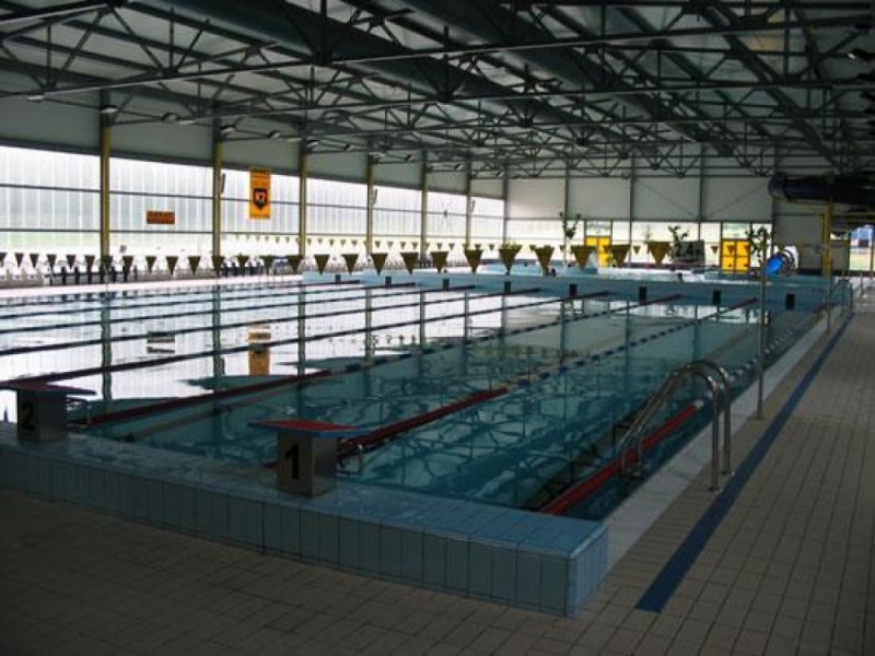 Darmowe lekcje pływania dla uczniów z Nowej Rudy - fot. CTS Nowa Ruda