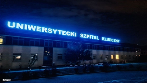 Policyjny Black Hawk przetransportował serce dla pacjenta czekającego na przeszczep - 2