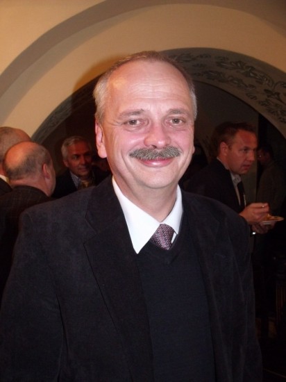 Wybory 2010: Wyniki II tury - Marcin Zawiła został nowym prezydentem Jeleniej Góry (fot. Piotr Słowiński), zdjęcie na stronie głównej (fot. piotrkruczkowski.pl)