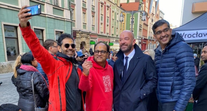 Hinduskie święto światła - fot: facebook Prezydent Wrocławia Jacek Sutryk