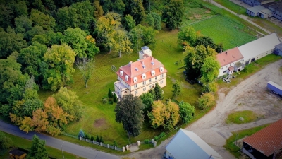 Pałac w Ligocie Polskiej. Rezydencja, która przetrwała II wojnę światową i PRL.