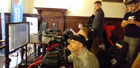 DRJ: Mistrzostwa w E-sporcie motorowym Zamek Kliczków [ZDJĘCIA] - 1