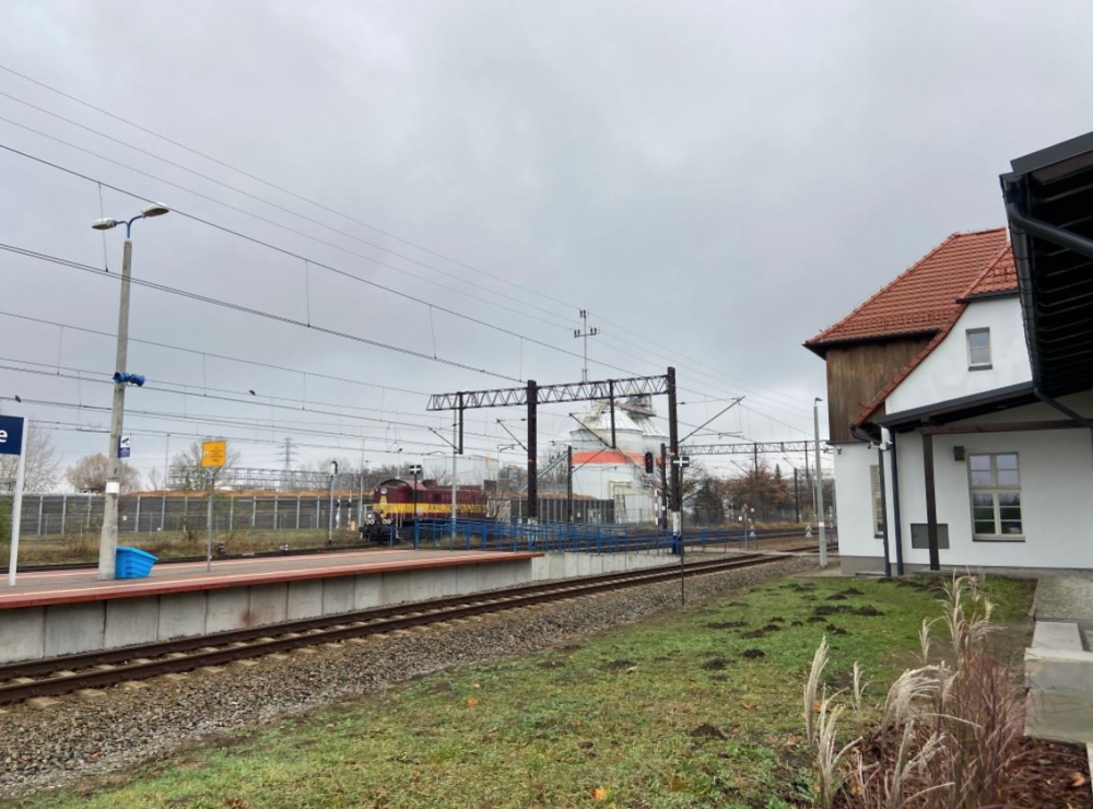 Zamiast 50 minut w korkach - 12 minut w pociągu. Siechnice inwestują w węzły przesiadkowe – fot. Martyna Czerwińska
