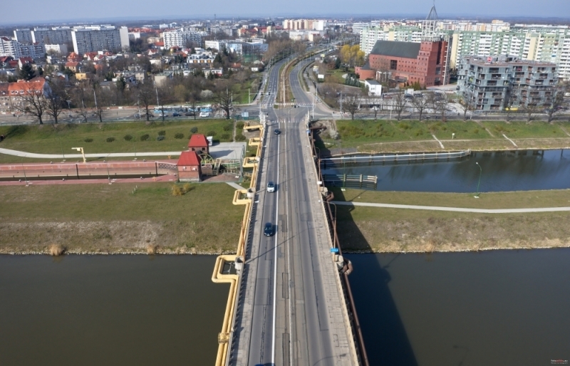 Nie wszystkim podoba się pomysł nowej organizacji ruchu na wrocławskim Moście Osobowickim - fot. archiwum radiowroclaw.pl