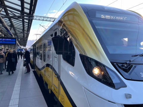 Po 20 latach rusza linia Jelcz-Laskowice - Czernica - Wrocław - 1