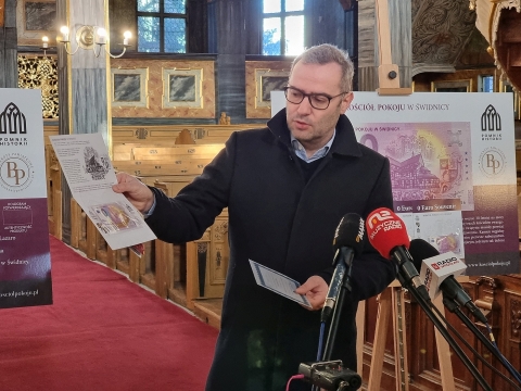 Wizerunek Kościoła Pokoju w Świdnicy trafił na banknot pamiątkowy o nominale 0 euro - 6