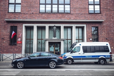 Mężczyzna sprzedał nie swoje auto, potem je ukradł