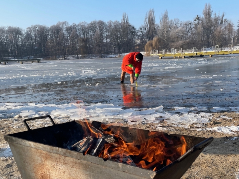 Charytatywne morsowanie w stolicy Dolnego Śląska – fot. Malwina Gadawa