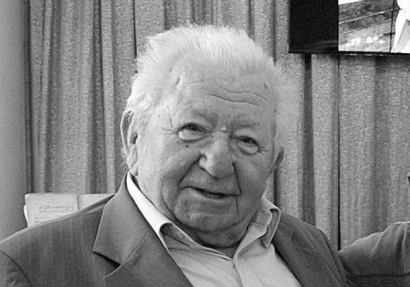 Przesunięto pogrzeb wieloletniego dyrektora zoo Antoniego Gucwińskiego - (fot. Wikipedia)
