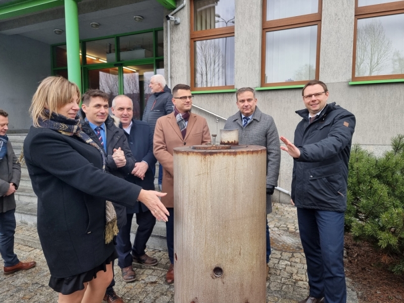40 ton koksu pojedzie z Wałbrzycha na polsko-białoruską granicę - fot. Bartosz Szarafin