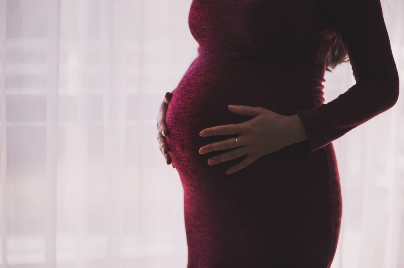 Kobiety w ciąży boją się szczepić na covid  - zdjęcie ilustracyjne pixabay.com