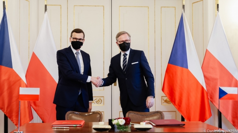 Premierzy Polski i Czech podpisali umowę ws. kopalni Turów  - fot. KPRM