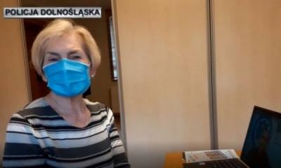 Seniorzy przed monitor. Jutro kolejne szkolenie organizowane przez policję