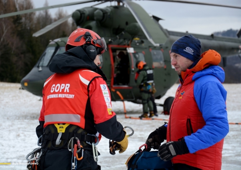 Karkonoski GOPR otrzymał stałe wsparcie wojskowego lotnictwa - Fot. materiały prasowe