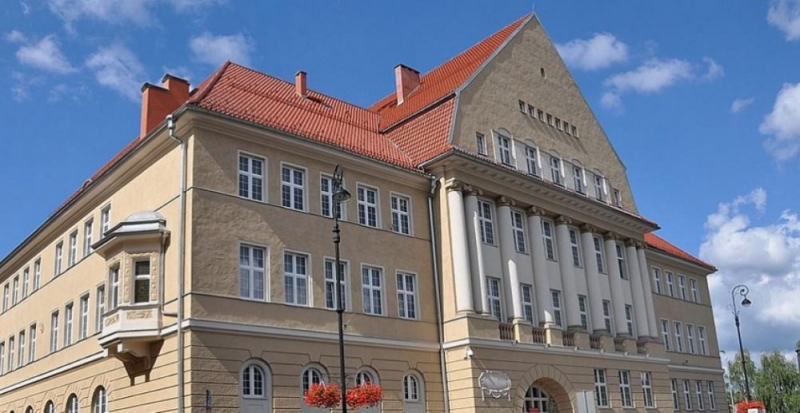 Wałbrzyskie szkoły pomogą uczniom nadrobić braki związane z nauką zdalną - fot. UM Wałbrzych