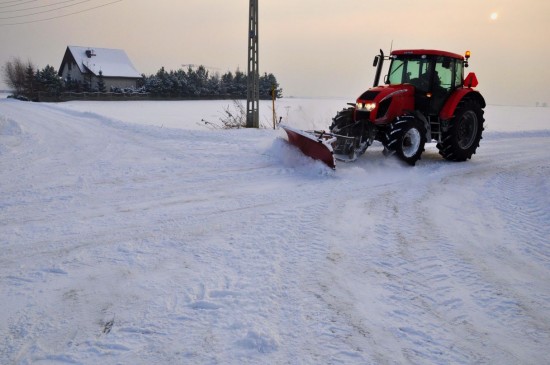 Rolnicy do pługów! - 3