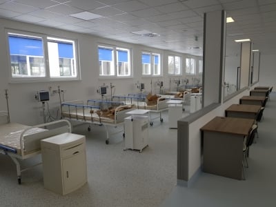 Szpital w Legnicy wstrzymuje decyzje o likwidacji oddziału covidowego