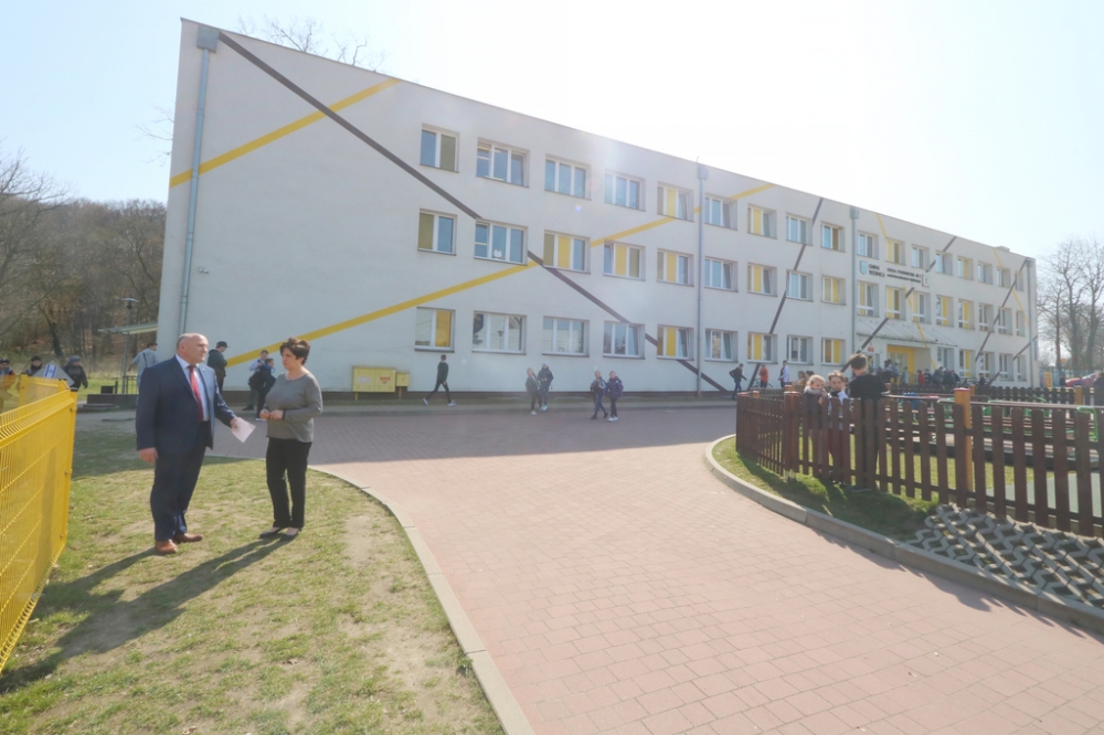 Trzebnica: Rozbudują szkołę podstawową nr 2 - fot. fot Urząd miejski w Trzebnicy