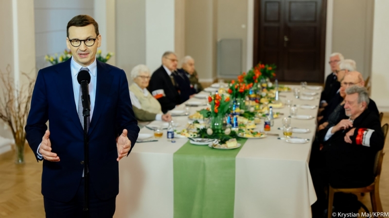 Premier spotkał się we Wrocławiu z kombatantami  - fot. KPRM