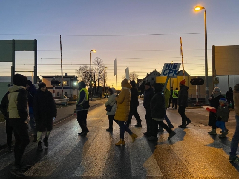 Wywłaszczenia, wycinanie lasów, problemy ekologiczne - Siechnice będą dziś dyskutować o Kolei Dużych Prędkości  - fot. Martyna Czerwińska