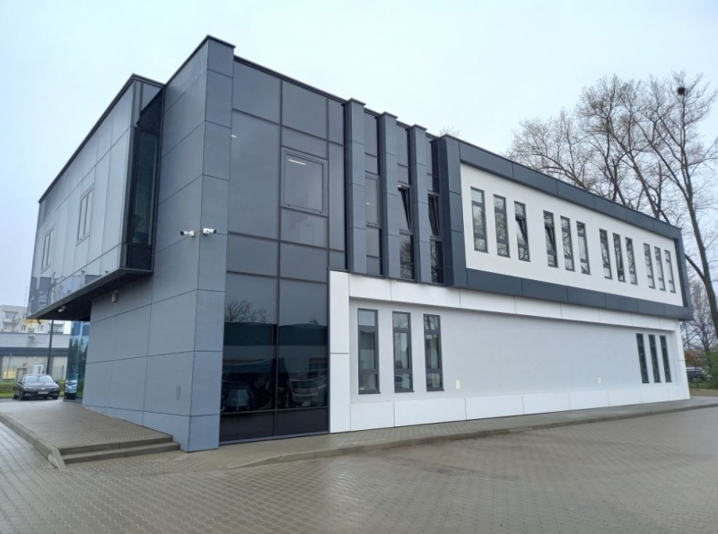 Nowy budynek dzierżoniowskiej gazowni - fot. Barbara Szeligowska