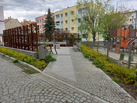 Podwórka w centrum Świdnicy nabierają blasku - 0