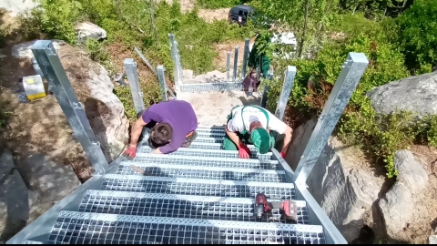 Lądek-Zdrój: Platforma widokowa prawie gotowa. Na górę poprowadzi singletrack - 1