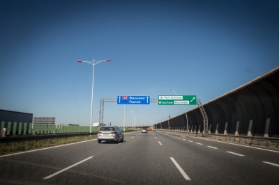 Uwaga, kamień! Pękające szyby na Autostradowej Obwodnicy Wrocławia