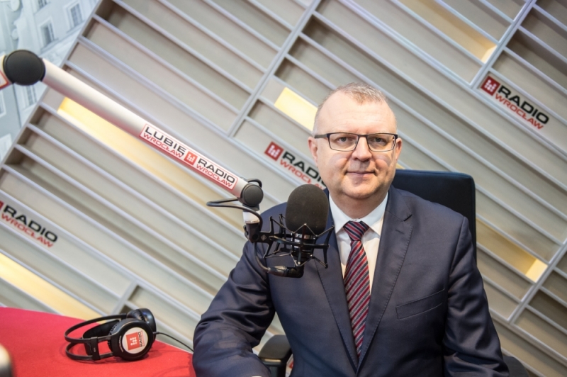 Kazimierz Michał Ujazdowski: Jarosław Kaczyński idzie na ryzyko kontynuacji sporu z KE - fot. RW