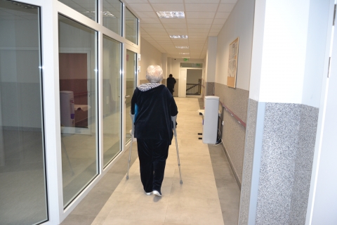 Szpital w Janowicach Wielkich: Po remoncie otwarto odział rehabilitacji  - 2
