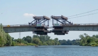 Jeszcze 20 metrów i nowy most na wschodzie Wrocławia będzie niemal gotowy [ZDJĘCIA]