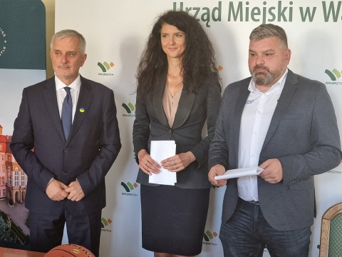 Historyczny moment - Zamek Książ sponsorem tytularnym koszykarskiego Górnika Wałbrzych - 3