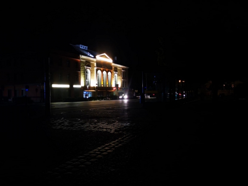 Nocą w Świdnicy panują egipskie ciemności [FOTO] - fot. Bartosz Szarafin