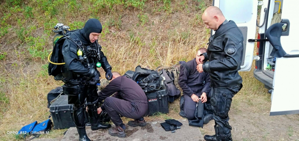 Niewybuchy na dnie dawnego wyrobiska w Złotoryi. Ewakuacja mieszkańców - fot. Patrol Saperski z 23 Śląskiego Pułku Artylerii w Bolesławcu