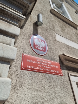 Niezwykłe rzadkie odkrycie w Lewinie Kłodzkim. Znaleziono miecz z XI-wieku [ZDJĘCIA] - 6